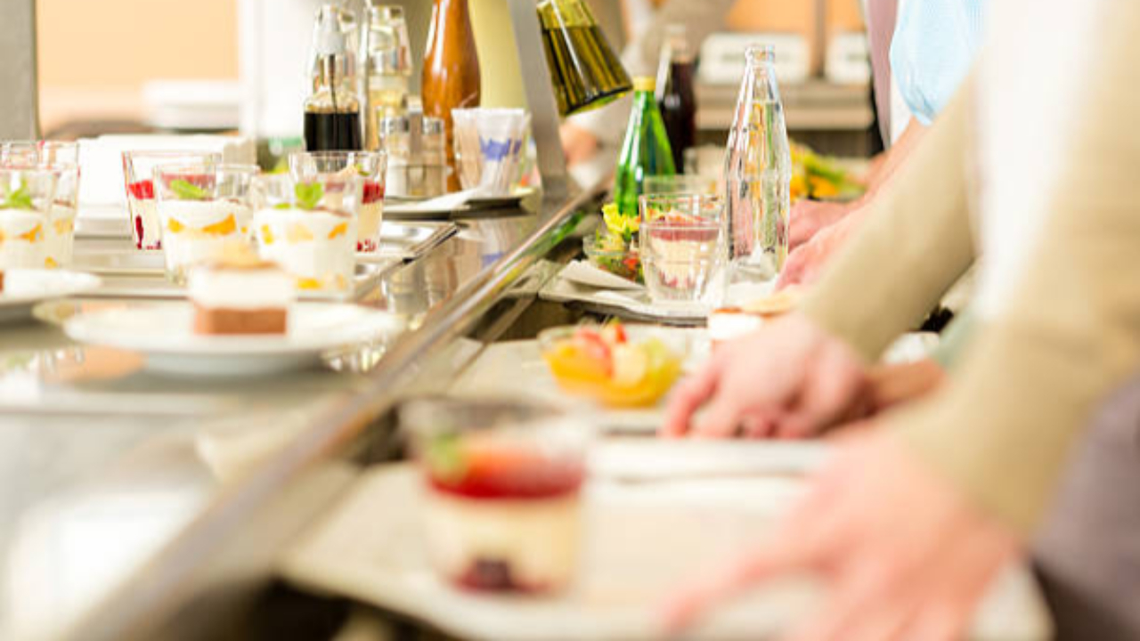 La gr&egrave;ve dans les cantines de Marseille continue