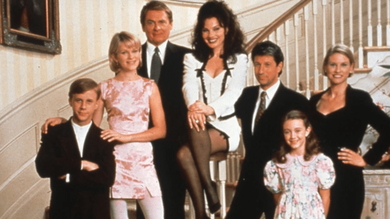 La sitcom culte "Une nounou d'enfer" va devenir un film