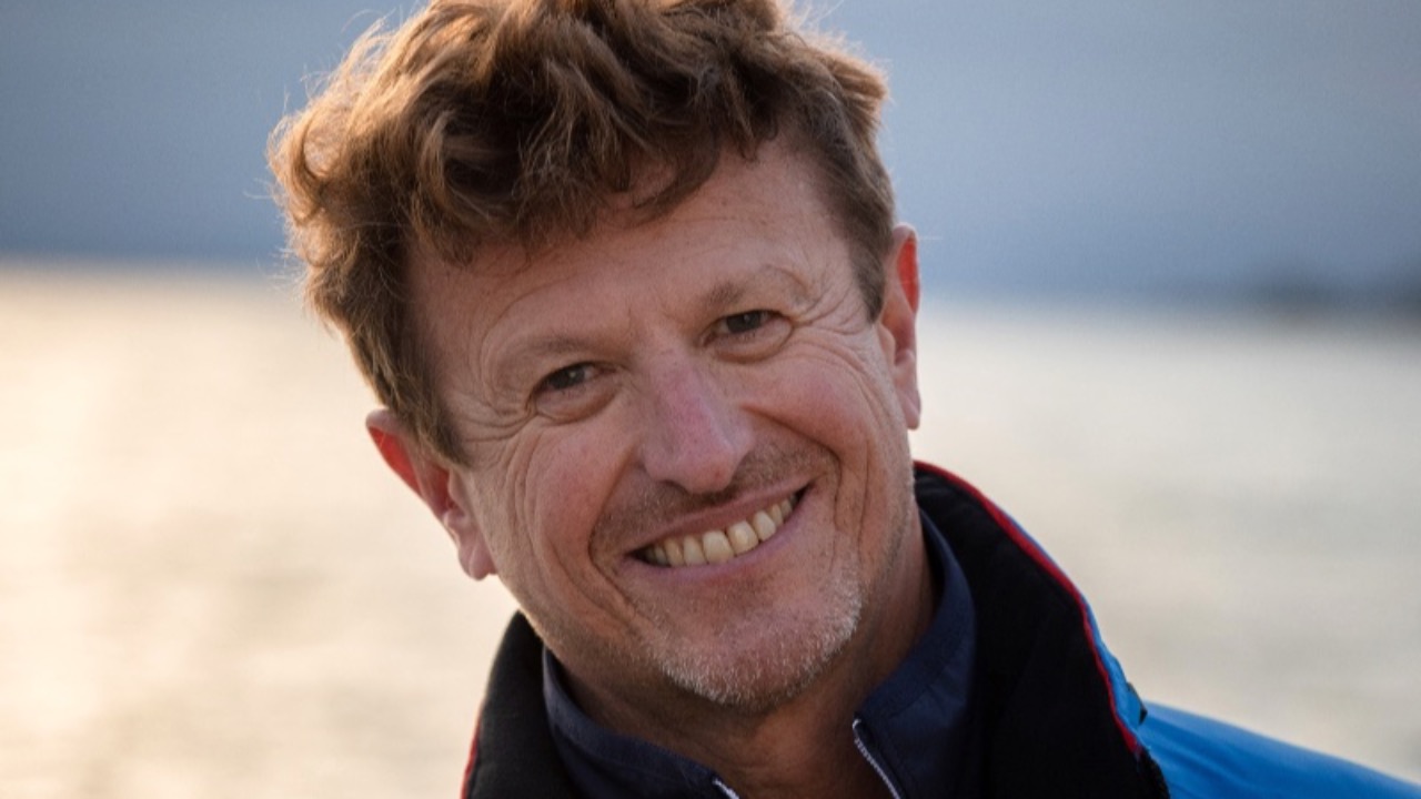 Le navigateur ni&ccedil;ois Jean-Pierre Dick pr&eacute;pare une nouvelle course