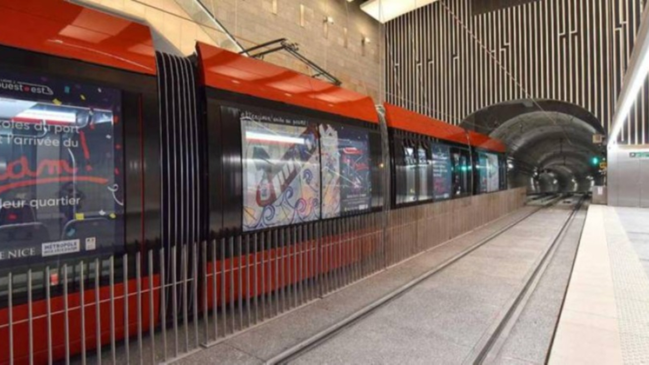 Le tunnel du tram de Nice fermé en soirée Le tunnel du tram de Nice fermé en soirée