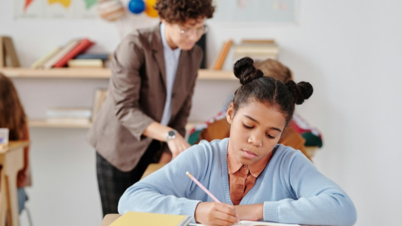 Les enseignants, vent debout contre le choc des savoirs