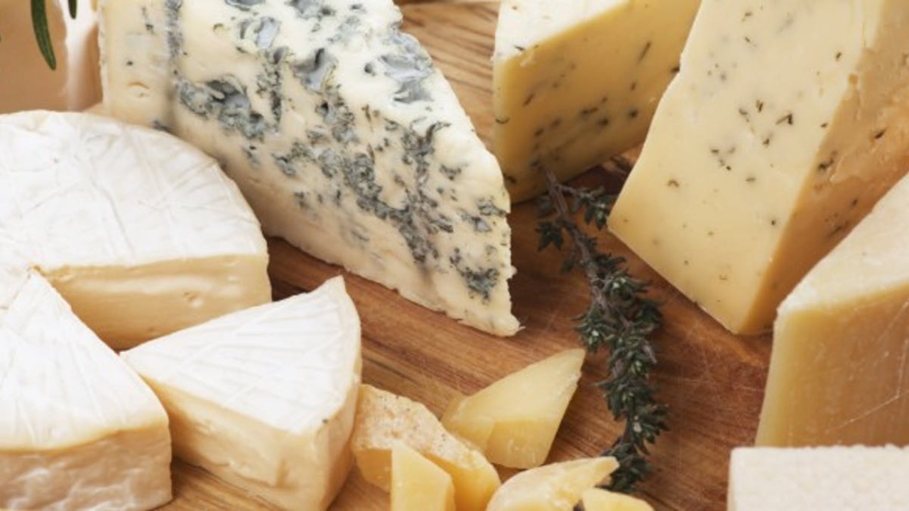 Les grandes surfaces rappellent des fromages présentant un risque de listériose
