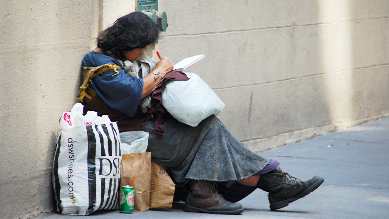 Les sans domicile fixe démunis face à la baisse des températures Les sans domicile fixe démunis face à la baisse des températures