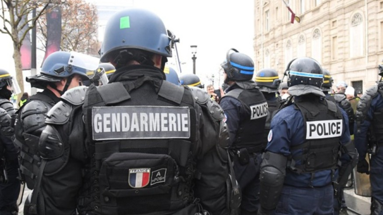 Manifestations : &laquo; on se doit de faire notre job &raquo; disent les policiers