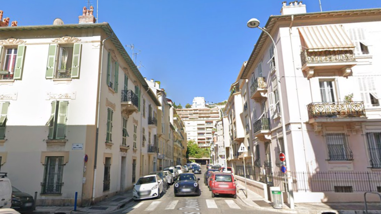 Nice : un homme de 61 ans retrouvé mort au pied d’une échelle, une enquête ouverte Nice : un homme de 61 ans retrouvé mort au pied d’une échelle, une enquête ouverte