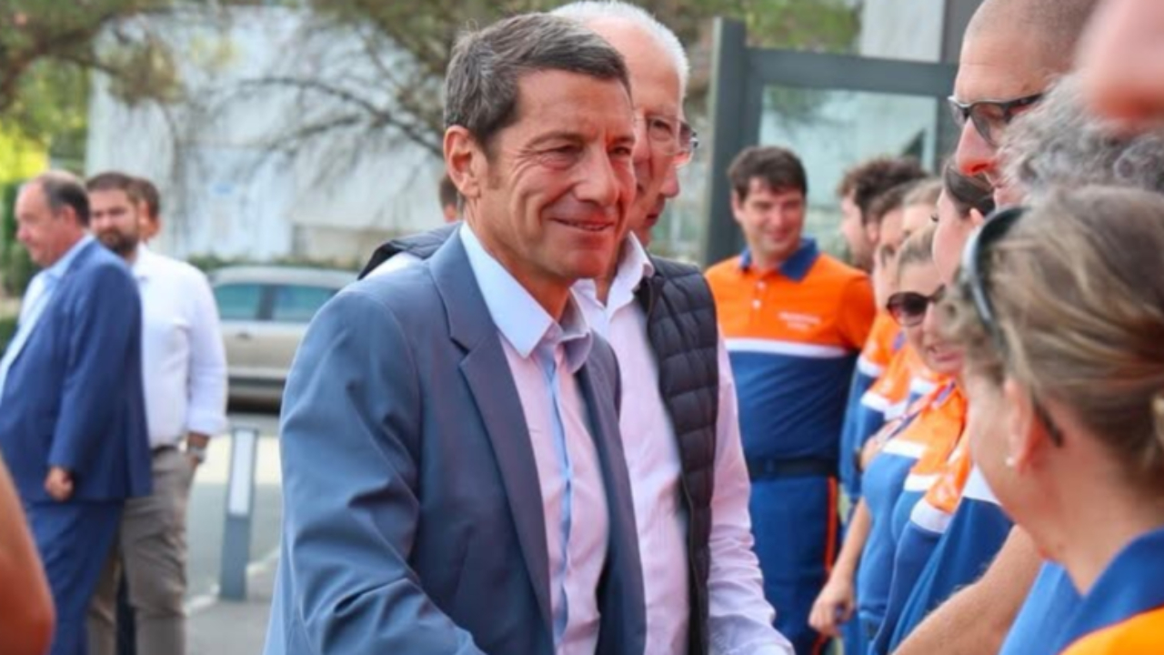 Présidentielle 2027 : David Lisnard réclame une grande primaire de la droite et du centre Présidentielle 2027 : David Lisnard réclame une grande primaire de la droite et du centre