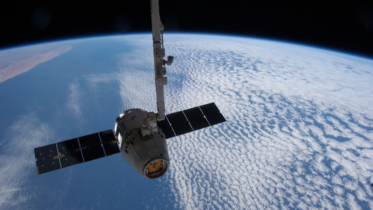 Un satellite de 300 kg va s'écraser sur Terre Un satellite de 300 kg va s'écraser sur Terre