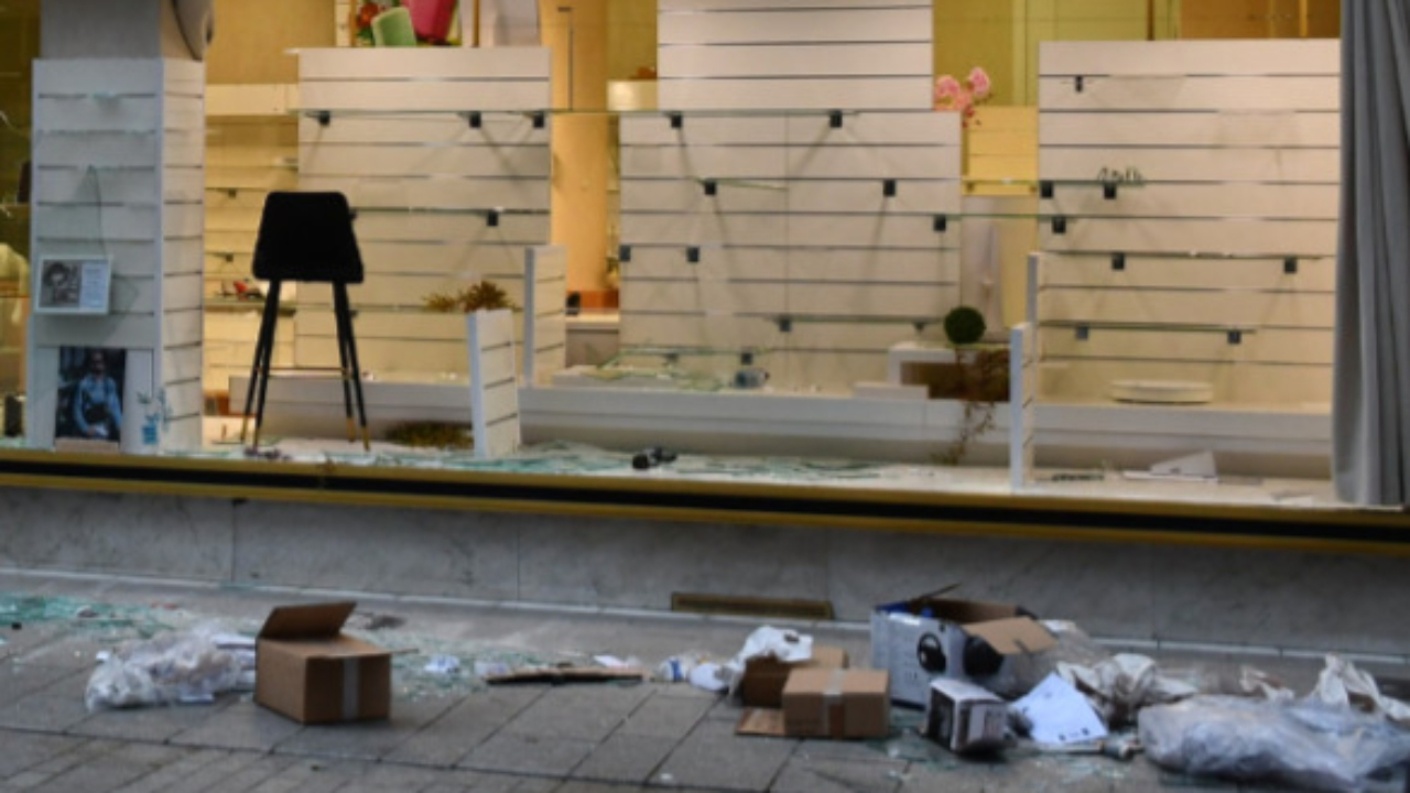 Violences à Nice : un fonds d'aide exceptionnel pour les commerçants touchés par les pillages Violences à Nice : un fonds d'aide exceptionnel pour les commerçants touchés par les pillages