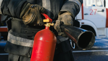 Gros incendie dans un cabinet dentaire &agrave; Cannes : &eacute;vacuation compl&egrave;te de l&rsquo;immeuble