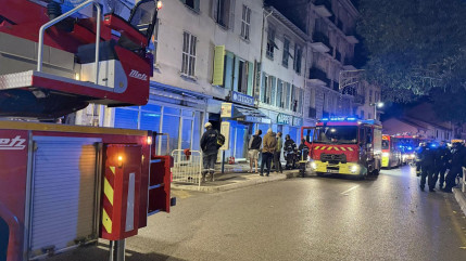 Incendie nocturne à Nice : un homme saute par la fenêtre