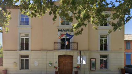 Salernes : un conseiller municipal &eacute;crou&eacute; apr&egrave;s l&rsquo;incendie d&rsquo;un restaurant &agrave; Sainte-Maxime