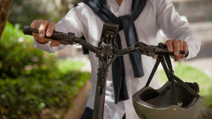 Trottinettes électriques : le casque devient obligatoire à Vence dès lundi Trottinettes électriques : le casque devient obligatoire à Vence dès lundi