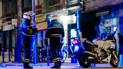 Violente rixe à Nice avant le match OGC Nice–AS Roma : plus de 100 supporters interpellés Violente rixe à Nice avant le match OGC Nice–AS Roma : plus de 100 supporters interpellés