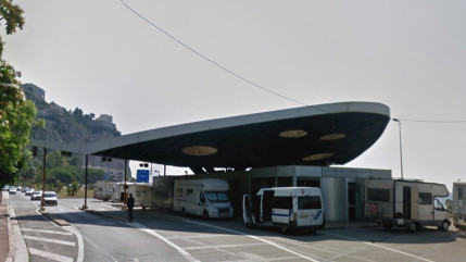 A Menton, les buralistes français retrouvent leurs clients