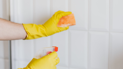 Insolite - Un homme condamné pour ne pas avoir participé aux tâches ménagères ! Insolite - Un homme condamné pour ne pas avoir participé aux tâches ménagères !