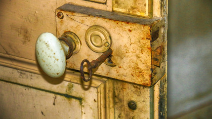 Trêve hivernale prolongée : des propriétaires excédés sur la Côte-d’Azur