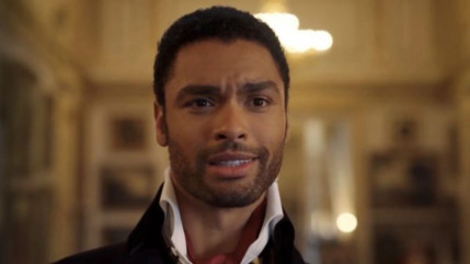 La Chronique des Bridgerton - Regé-Jean Page fait ses adieux à la série !