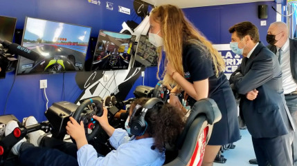  Les jeunes Niçois découvrent la F1