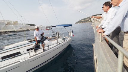 Opération rade propre à Villefranche-sur-Mer Opération rade propre à Villefranche-sur-Mer