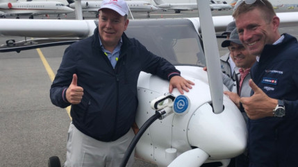 Le prince Albert II en avion électrique au-dessus de la Côte d’Azur