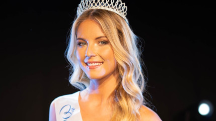 Découvrez les photos officielles des 29 candidates à l'élection Miss France 2022