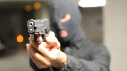 Braquage &agrave; Vallauris : pr&egrave;s de 400 000 euros extorqu&eacute;s &agrave; un youtubeur anglais dans une villa