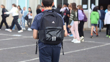 Cannes : une adolescente poursuivie pour tentative d&rsquo;assassinat apr&egrave;s une agression au couteau devant son &eacute;tablissement