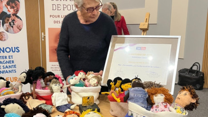 Des poupées pour aider les enfants victimes d'agressions sexuelles à parler