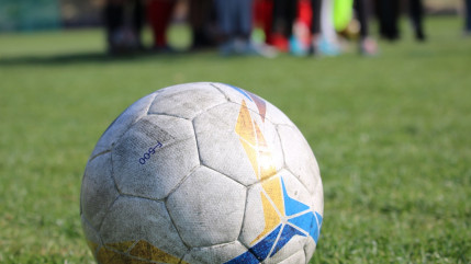 Il sort un couteau apr&egrave;s qu&rsquo;on lui a march&eacute; sur ses chaussures : un adolescent interpell&eacute; &agrave; un tournoi de foot &agrave; Nice