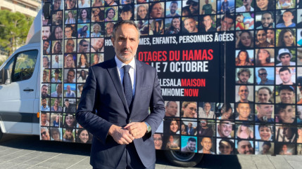 Israël-Hamas : un bus pour sensibiliser sur le sort des otages Israël-Hamas : un bus pour sensibiliser sur le sort des otages