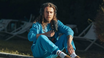 Julien Doré en compagnie d'un groupe mythique des années 2000 !