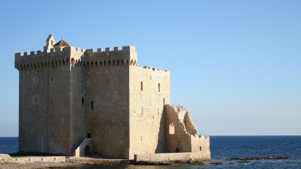 La tour-monastère de l'Île Saint-Honorat retenue pour le loto du patrimoine