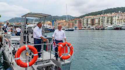 Le NICE VI : la mairie lance son nouveau bateau d&eacute;pollueur &ldquo;derni&egrave;re g&eacute;n&eacute;ration&rdquo;