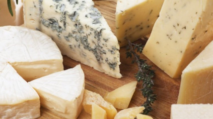 Les grandes surfaces rappellent des fromages présentant un risque de listériose