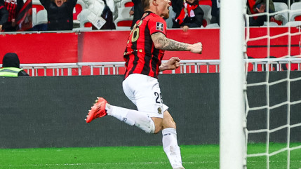 Ligue 1 : l'OGC Nice renverse Strasbourg (2-1) Ligue 1 : l'OGC Nice renverse Strasbourg (2-1)