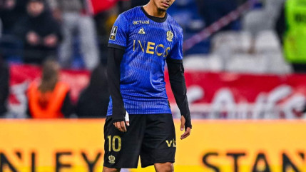 Ligue 1 : Nice crie à l'injustice après sa défaite à Lyon (1-4) Ligue 1 : Nice crie à l'injustice après sa défaite à Lyon (1-4)