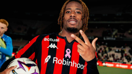 Ligue 1 : Nice écrase Rennes (5-2), Elye Wahi s'offre un triplé et propulse le Gym à la 7e place Ligue 1 : Nice écrase Rennes (5-2), Elye Wahi s'offre un triplé et propulse le Gym à la 7e place