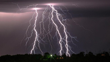 Nice : les Alpes-Maritimes en vigilance jaune aux orages ce vendredi matin