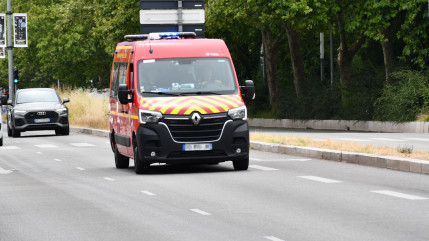 Près de Nice : deux hommes chutent de 20 mètres dans un fossé, un pompier blessé pendant leur sauvetage Près de Nice : deux hommes chutent de 20 mètres dans un fossé, un pompier blessé pendant leur sauvetage