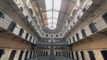 Un détenu en évasion arrêté à Nice ce mercredi matin Un détenu en évasion arrêté à Nice ce mercredi matin