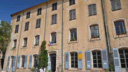 Var : le maire de Sillans-la-Cascade poursuivi pour tentative d'extorsion Var : le maire de Sillans-la-Cascade poursuivi pour tentative d'extorsion