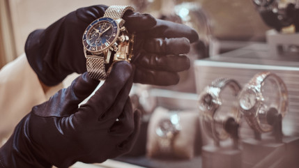 Vols de montres de luxe pr&egrave;s de Monaco : pr&egrave;s de 245 000 euros de butin en deux agressions